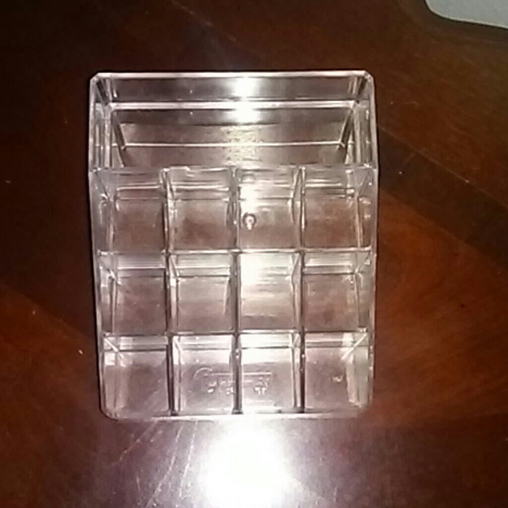 makeup tray - Picture 2 of 3